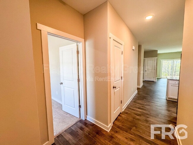 Building Photo - 1507 S Taylor St