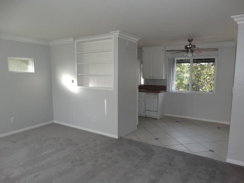 Primary Photo - 4020 Mississippi St