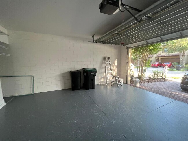 Building Photo - 8064 Prestbury Dr