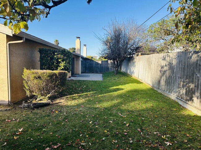 Building Photo - Beautifully Remodeled Single Family Home C...