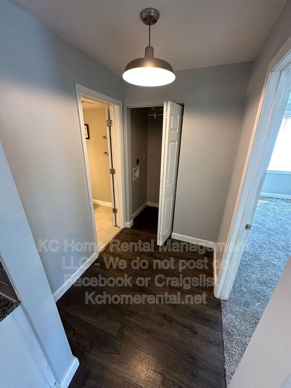 Building Photo - 316 W Elm St