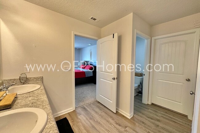 Building Photo - 3582 Sugar Maple Ln