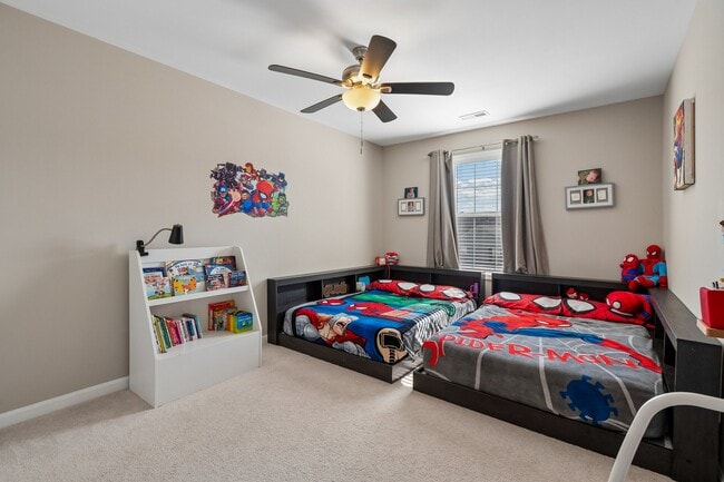 Building Photo - 63 Dorothy Ln