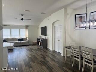 Building Photo - 3558 Old Village Dr