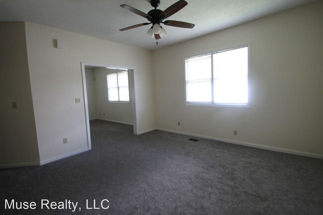 Building Photo - 2 br, 2 bath House - 556 Flint Street
