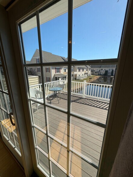 Balcony Floor 2 - 18879 Bethpage Dr