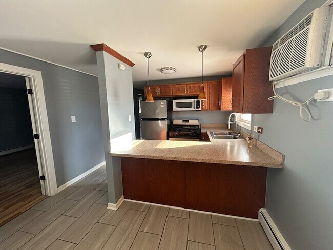 Building Photo - 4545 Prescott Ave