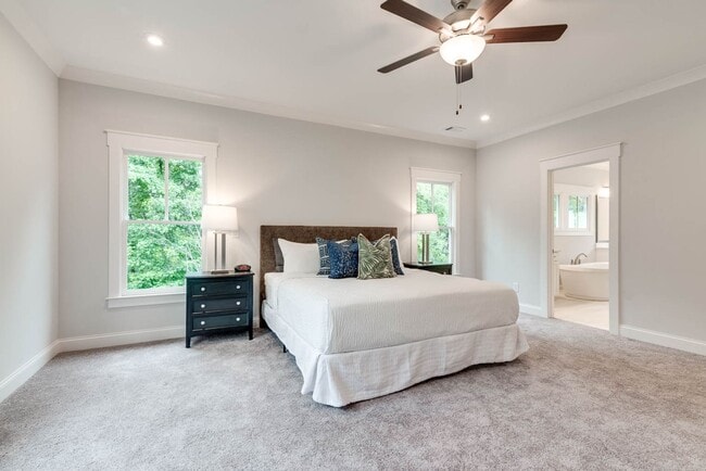Building Photo - Beautiful & Spacious Home in Prime Alpharetta Location – Available 07/25/2026