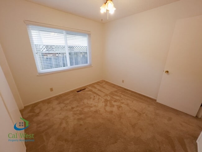 Building Photo - $4,695 - Beautiful 4 beds/2 Baths Home near Los Gatos Border