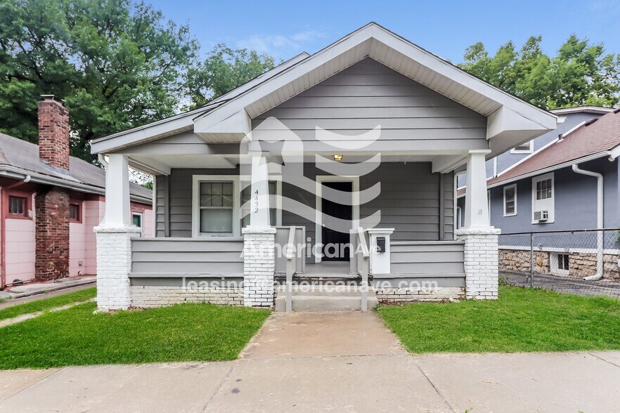 Primary Photo - 4432 Flora Ave