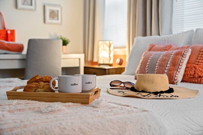 Building Photo - 6 Palmetto Dr