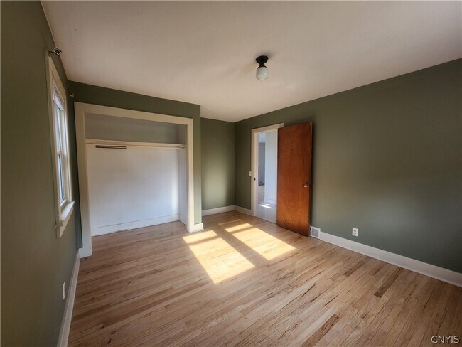 Building Photo - 3744 Fisher Rd