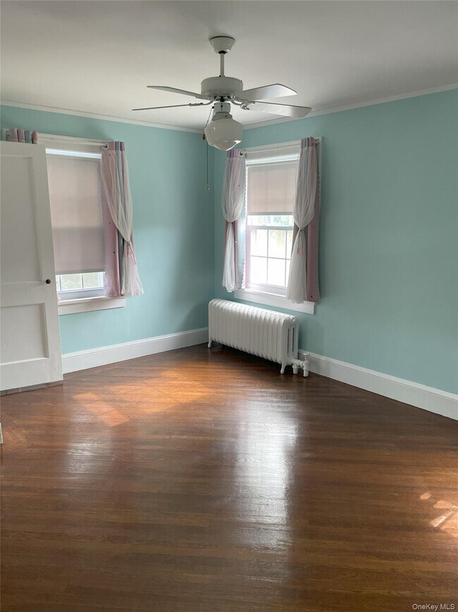 Building Photo - 56 Nassau Blvd