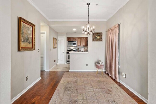 Building Photo - 6000-9 Shepherd Mountain Cove