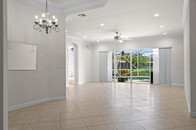 Building Photo - 411 NW Sheffield Cir