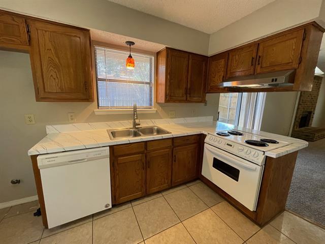 Building Photo - 5601 Hearthwood Ct