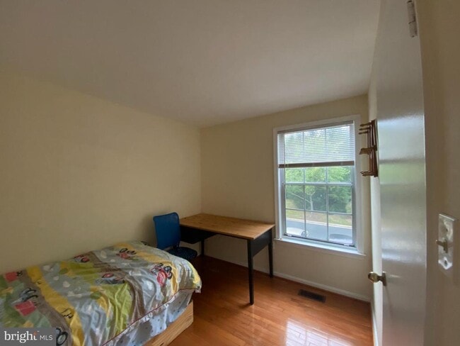 Building Photo - 10523 Polk Square Ct