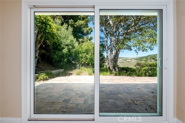 Building Photo - 804 Avenida Presidio