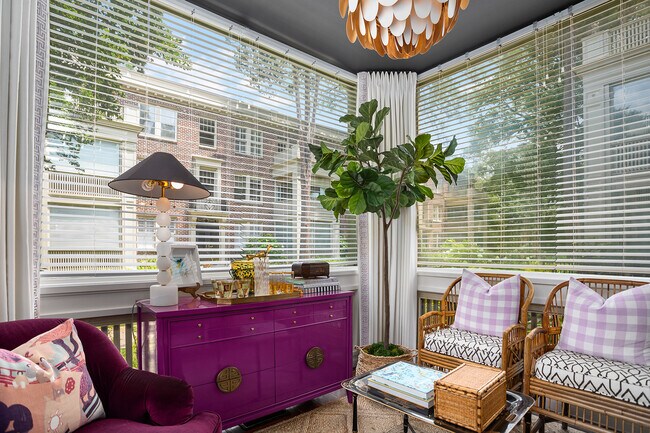 Building Photo - 2260 Peachtree Rd