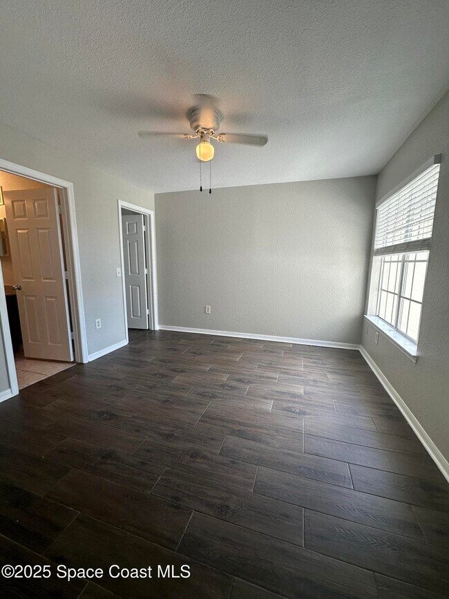 Building Photo - 3511 D'Avinci Way