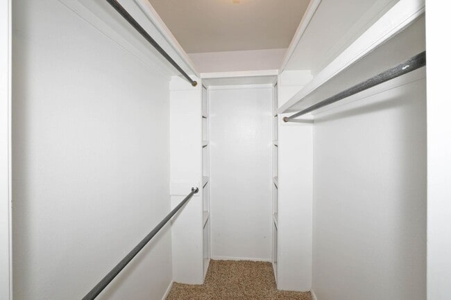 Building Photo - 3537 Tripp Ave