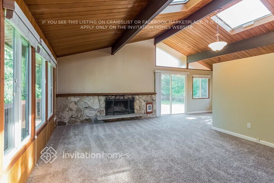 Building Photo - 118 140th St SW