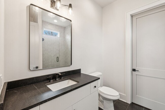 Building Photo - 87 Brookwood Terrace