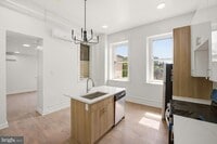 Building Photo - 6012 Ridge Ave