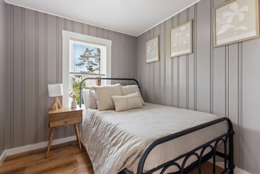 Building Photo - 2 Island Path