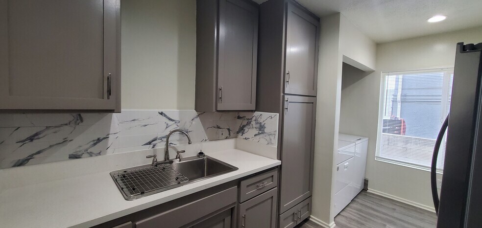 Kitchen - 1938 19th St