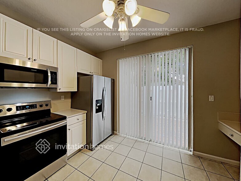 Building Photo - 1887 NW 79th Way