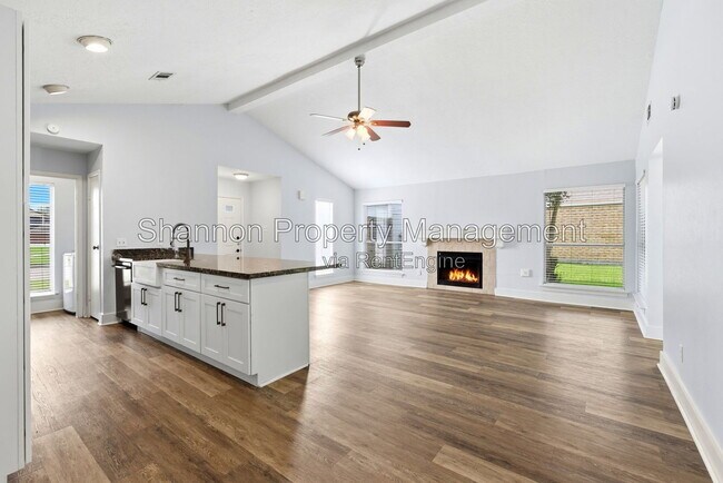 Building Photo - 16625 Ivy Grove Dr