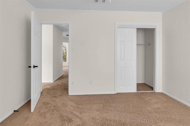 Building Photo - 903 Azalia Dr