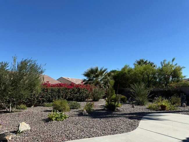 Building Photo - 36582 Crown St