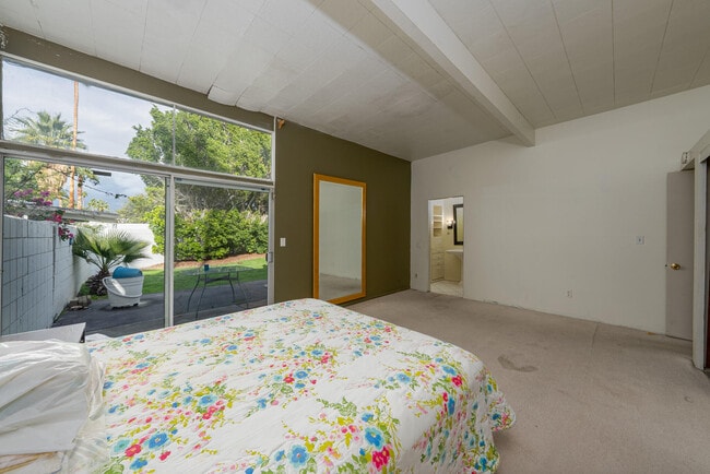 Building Photo - 866 N Topaz Cir