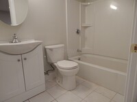 Building Photo - 483 Medford St