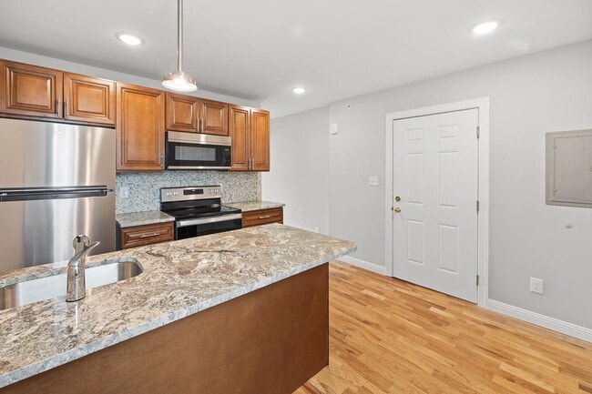 Building Photo - 6940 Torresdale Ave