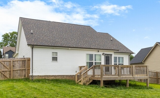 Building Photo - 125 Tomahawk Pt