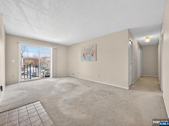 Building Photo - 403 Poets Way