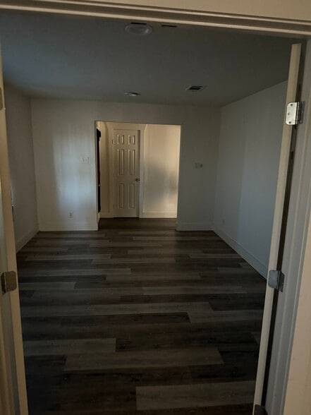 Building Photo - 922 Havenwood Dr