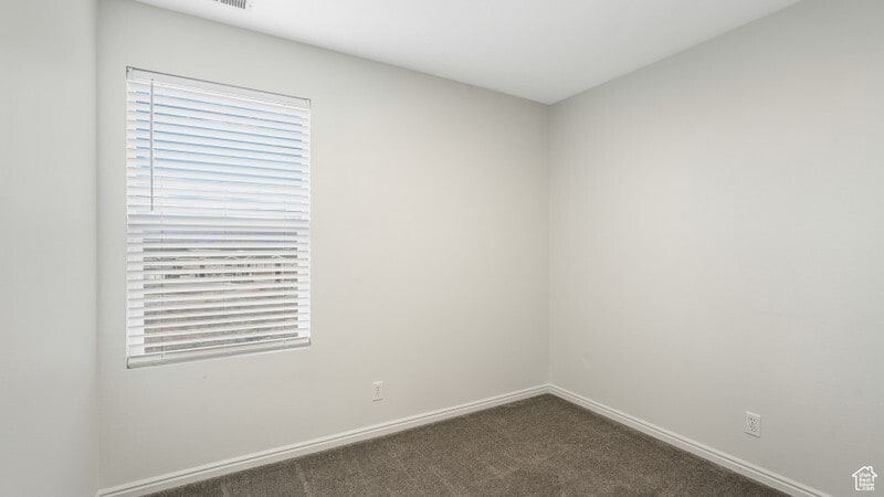 Building Photo - 167 Flowerfield Dr