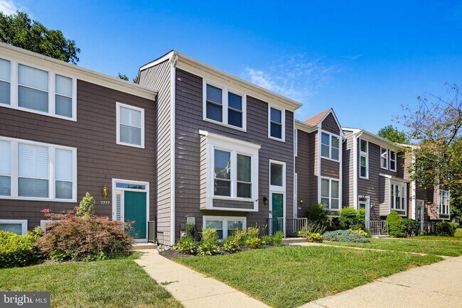 Building Photo - 7779 Chatfield Ln