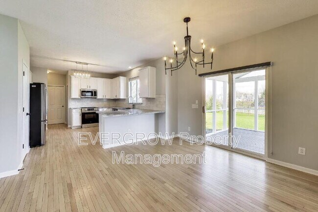 Building Photo - 14175 Nicholas Dr