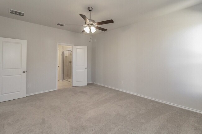 Building Photo - "Beautiful 3-Bedroom 2-Bath Oasis in Forney, TX: Spacious Living!"