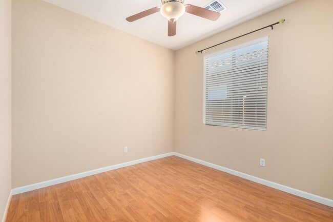 Building Photo - 3 Bedroom, 2 bath home in the heart of Gilbert!