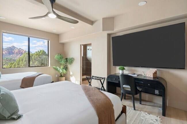 Building Photo - 30 Sycamore Canyon Rd