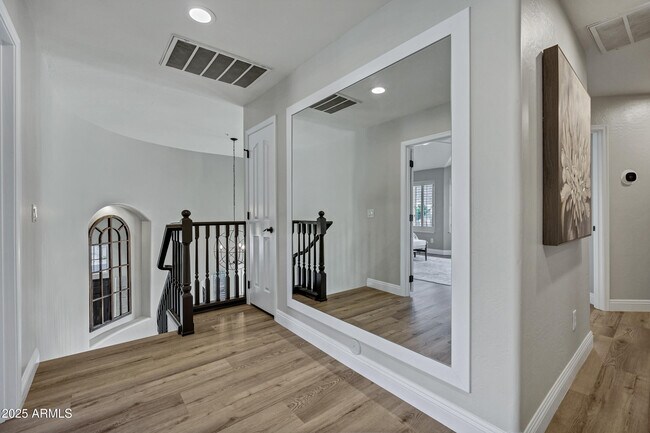 Building Photo - 13744 E Lupine Ave