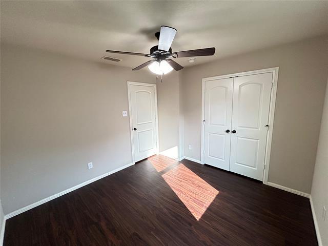 Building Photo - 221 E Cooper St