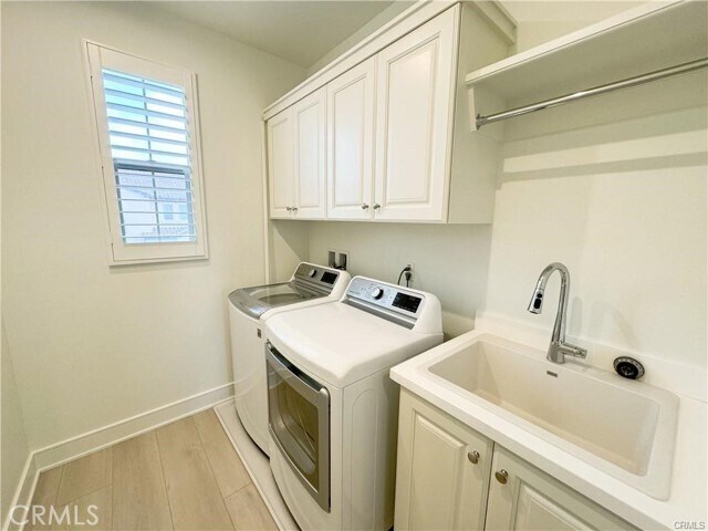Building Photo - 148 Sabbia