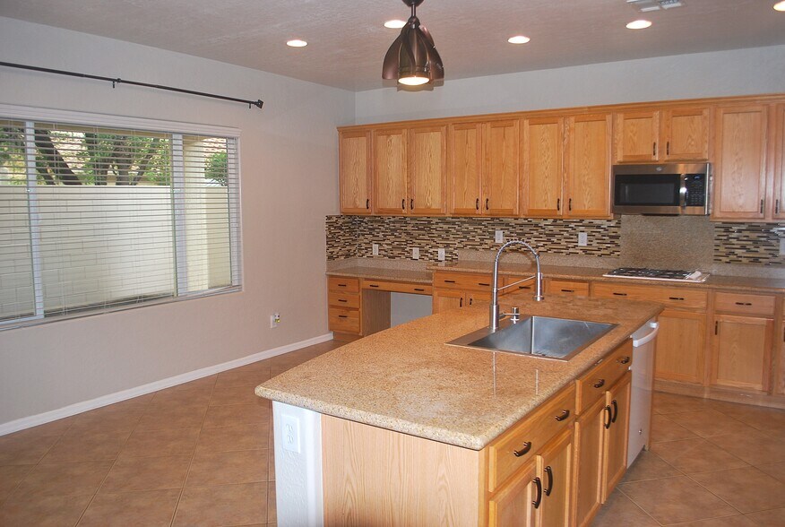 Building Photo - 6809 Palmetto Pines Ct